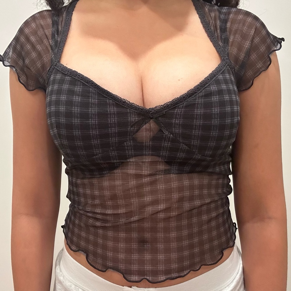 Sheer mesh top with ruffles (can fit small or xs)